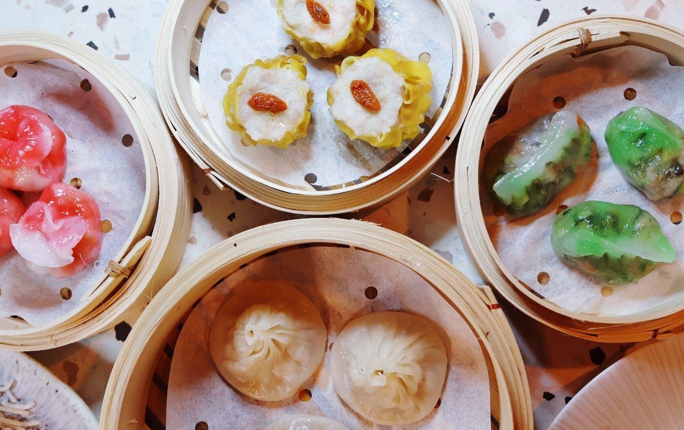 Ambiance and atmosphere